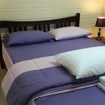 Savika Guesthouse Ranong Esterno foto