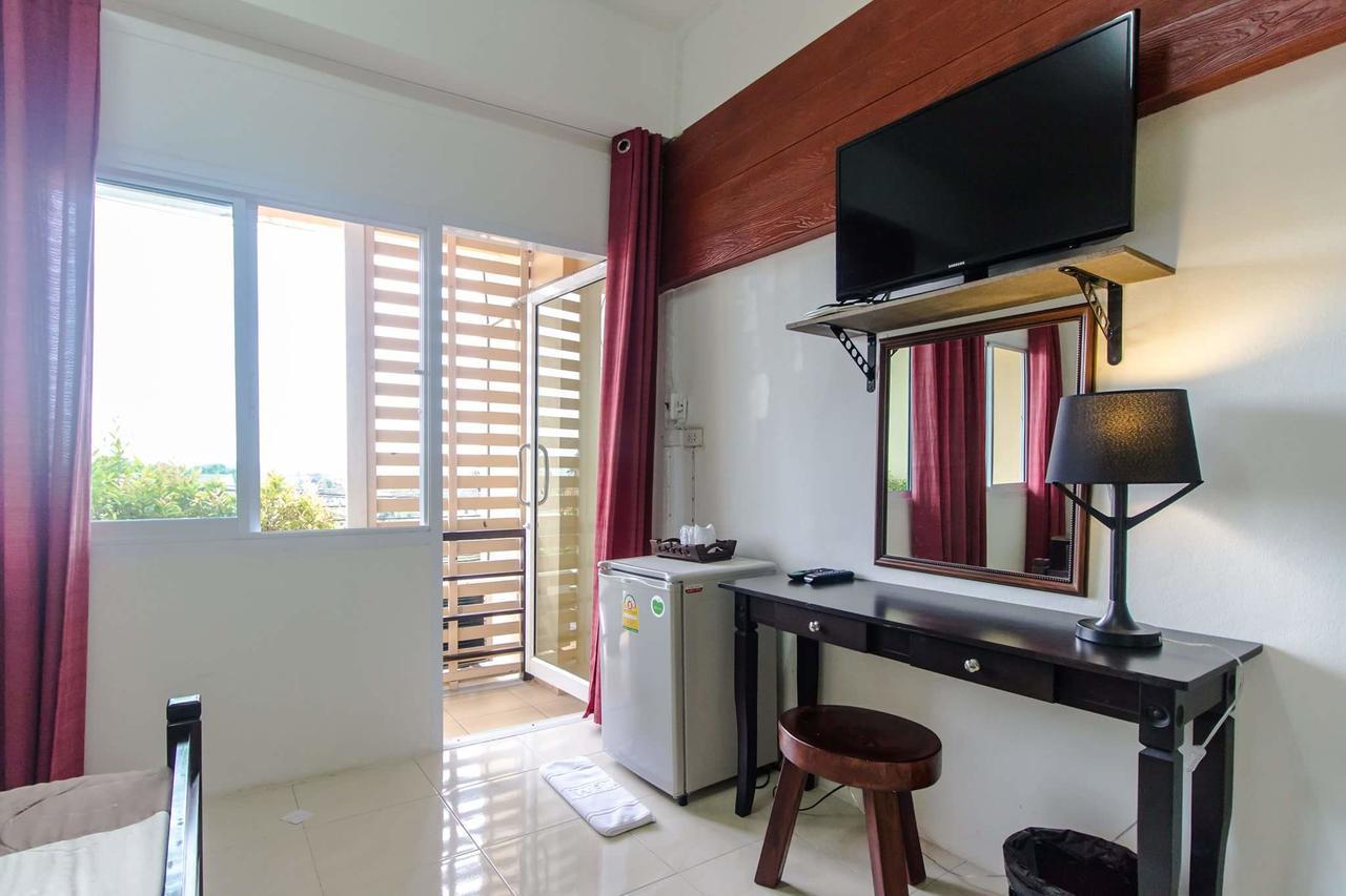 Savika Guesthouse Ranong Esterno foto