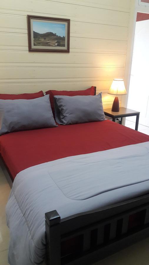 Savika Guesthouse Ranong Esterno foto