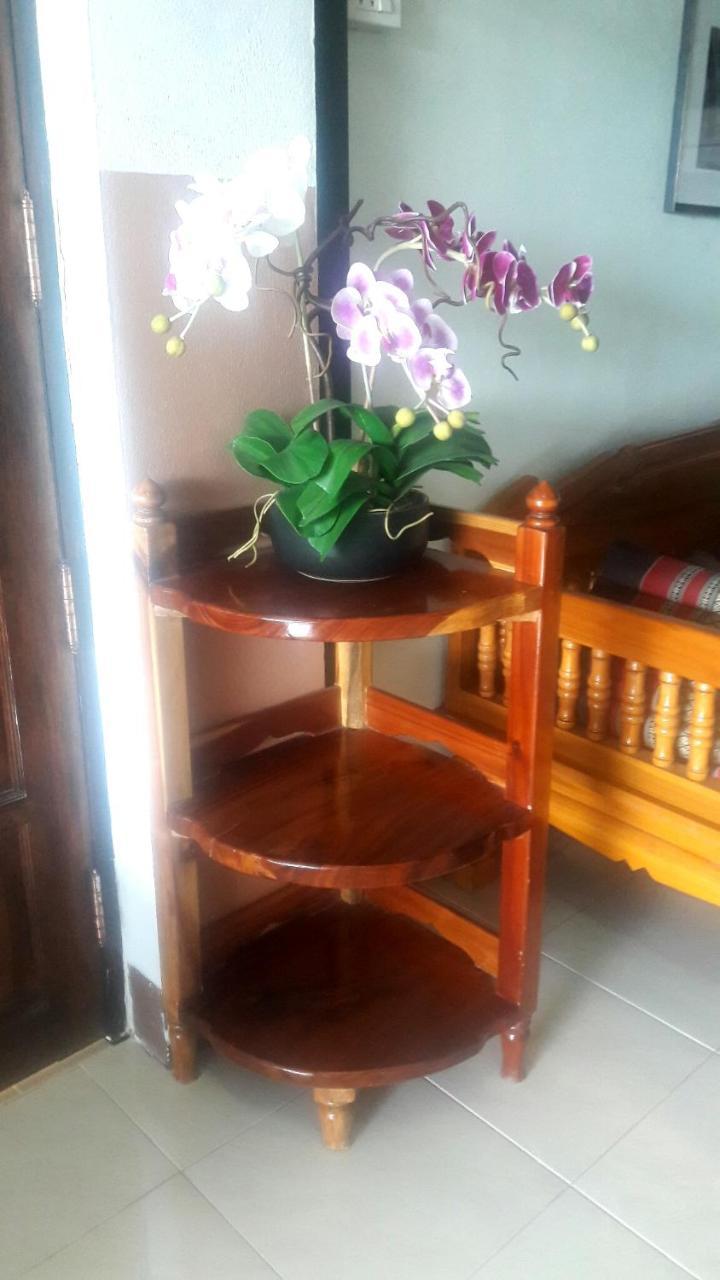 Savika Guesthouse Ranong Esterno foto